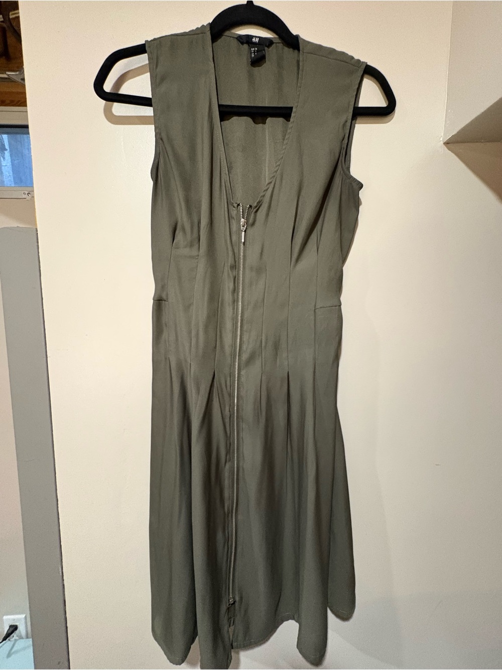 H&M Olive Green Sleeveless Zip-Front Dress